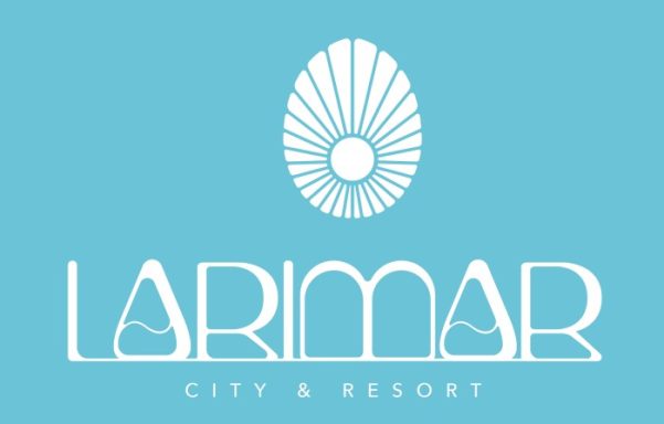 LARIMAR Dom.-Rep. Logo von Larimar City & Resort mit stilisiertem Muschel-Design in Blau und Weiß.